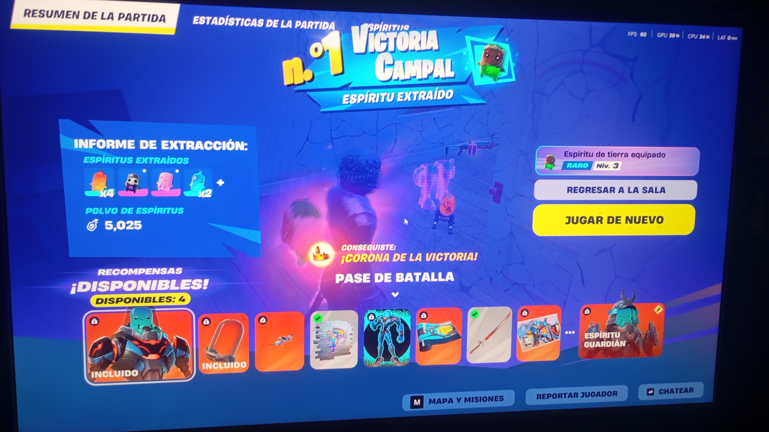 Captura estética de setup gamer en penumbra jugando Fortnite con amigos